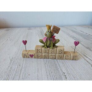 Vintage Suzi kiss Prince frog blossom bucket statue figurine Valentine's Day dec